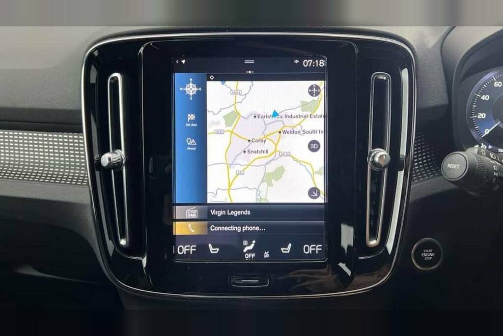 Volvo XC40 2.0 B4p R Design Awd 7 Speed Black #6