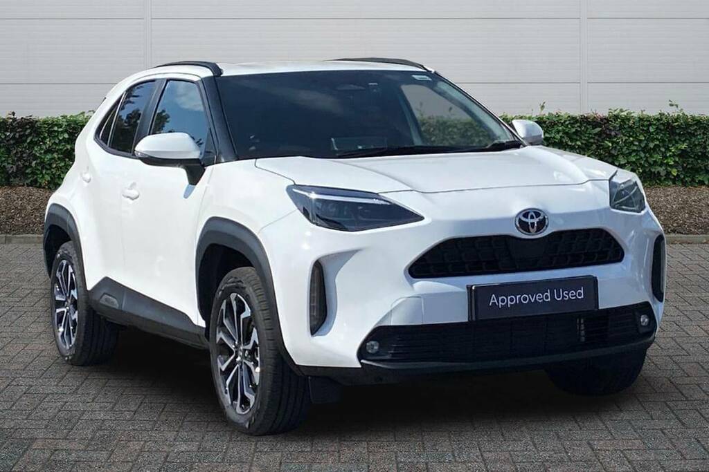 Toyota Yaris Cross 1.5 Hybrid Design Cvt White