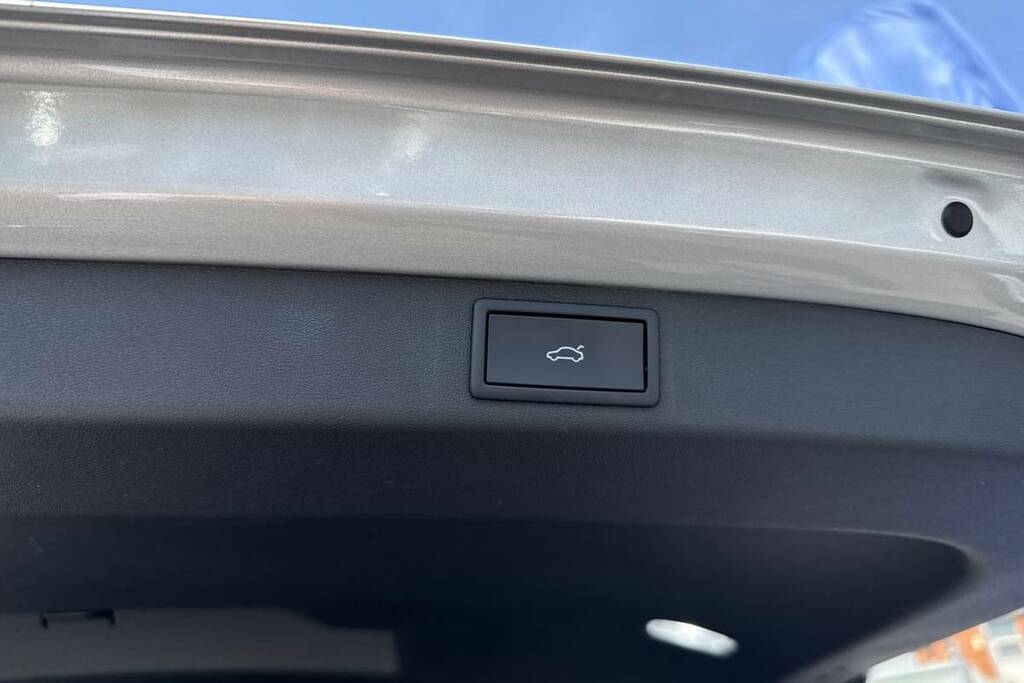 Skoda Elroq 210Kw 85 Edition 82Kwh Silver #5