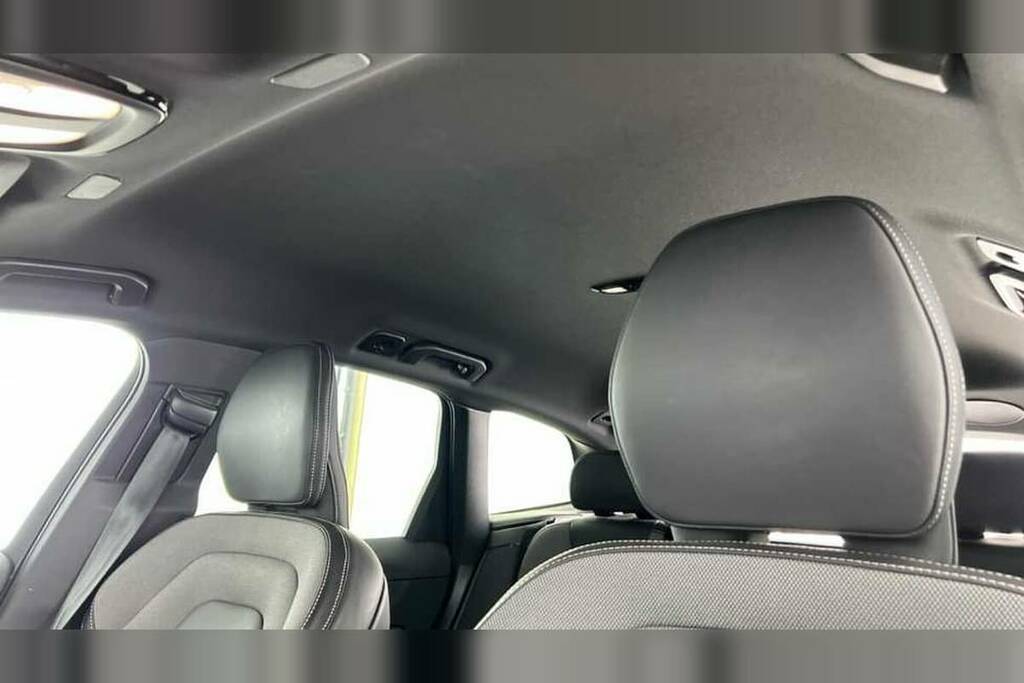 Volvo XC60 2.0 B4d Plus Dark Awd Geartronic Black #6