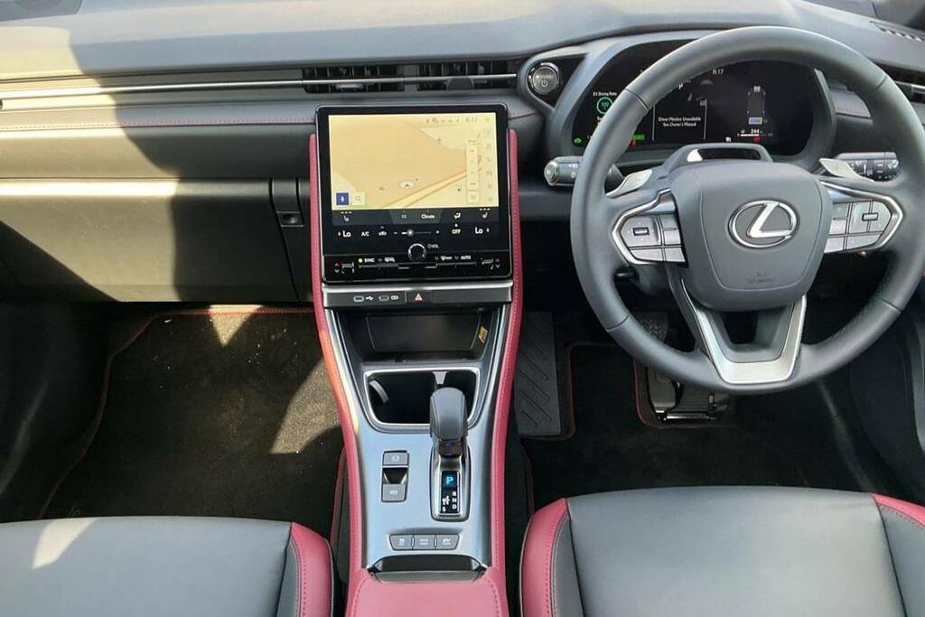 Lexus LBX 1.5 Vibrant Edition E-cvt Bi-tone #6