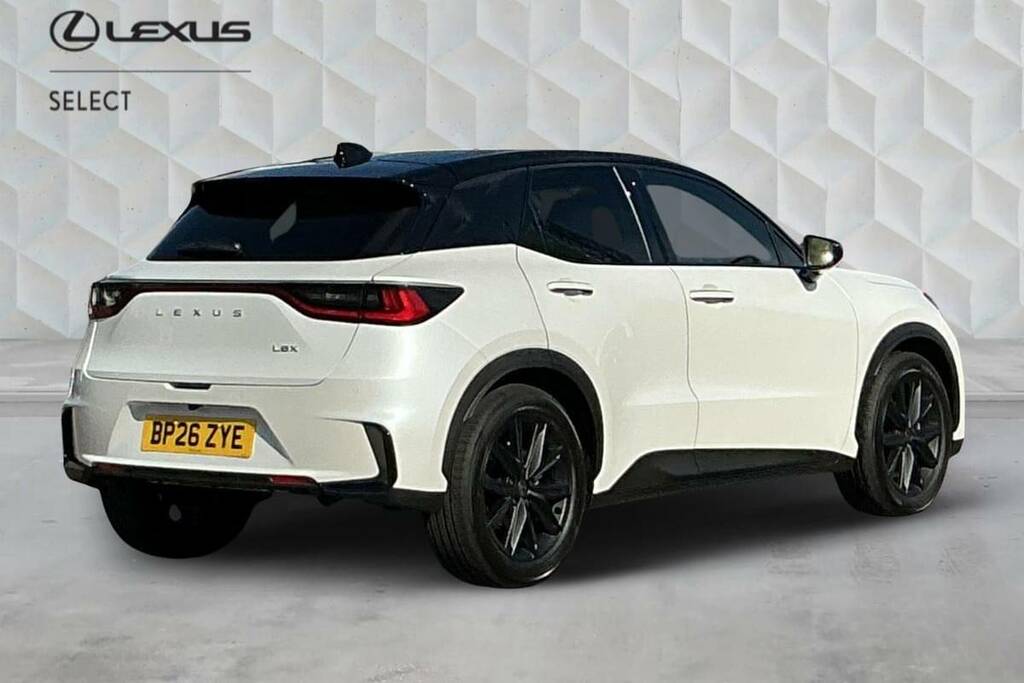 Lexus LBX 1.5 Vibrant Edition E-cvt Bi-tone #2