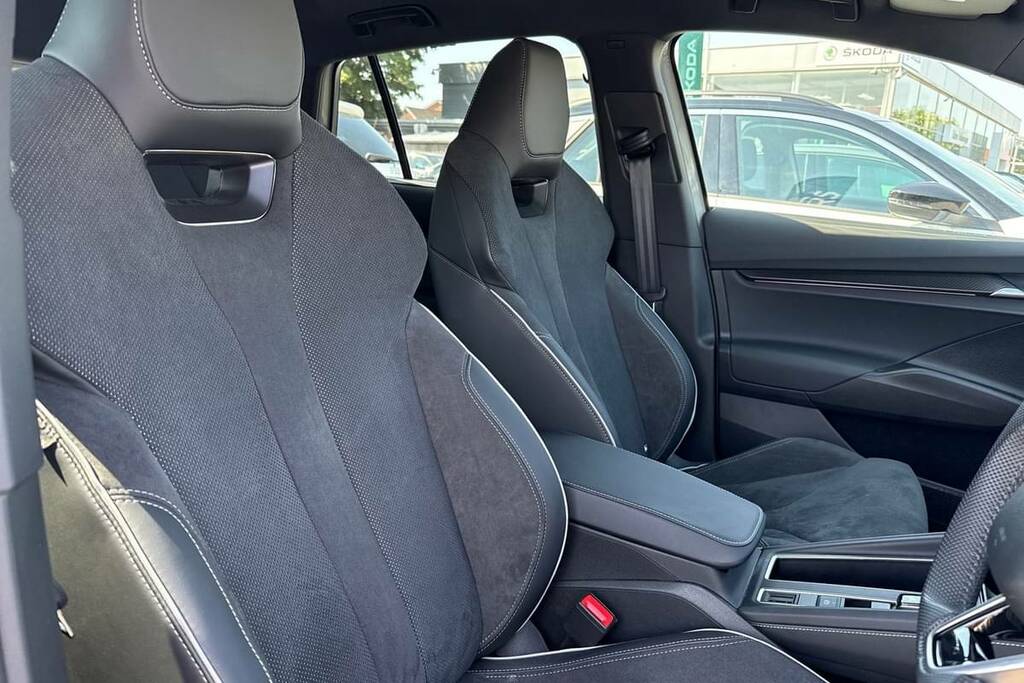 Skoda ENYAQ 210Kw 85X Sportline 82Kwh 4X4 Grey #6