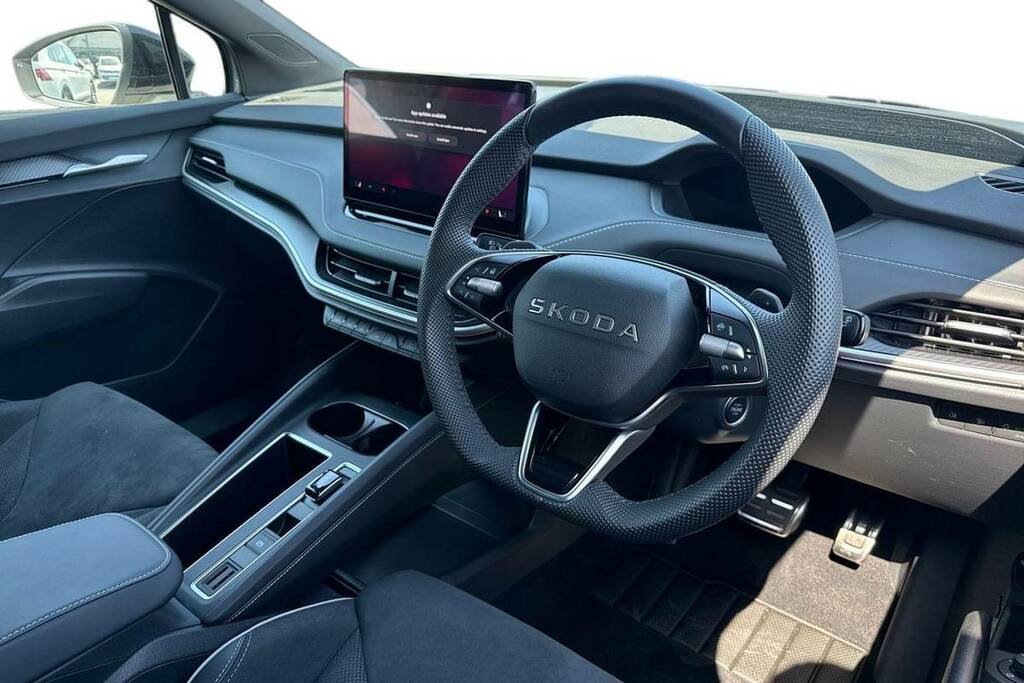 Skoda ENYAQ 210Kw 85X Sportline 82Kwh 4X4 Grey #4