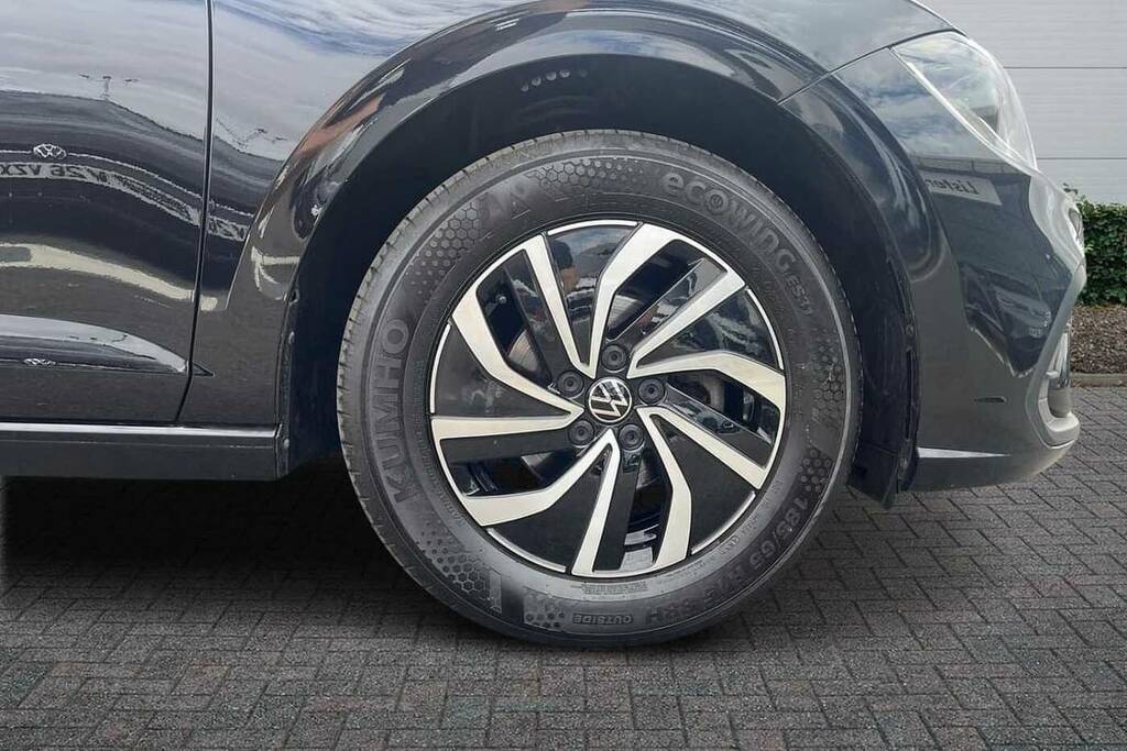 Volkswagen Polo 1.0 Tsi Life Black #5