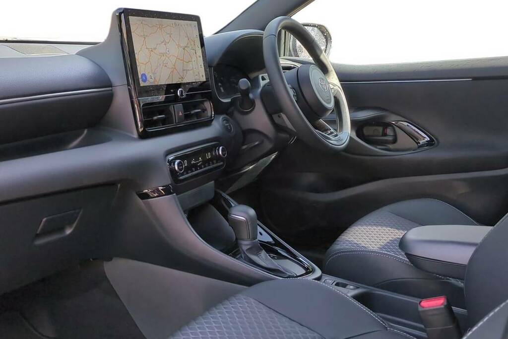 Toyota Yaris 1.5 Vvt-h Design E-cvt Euro 6 Ss Black #7