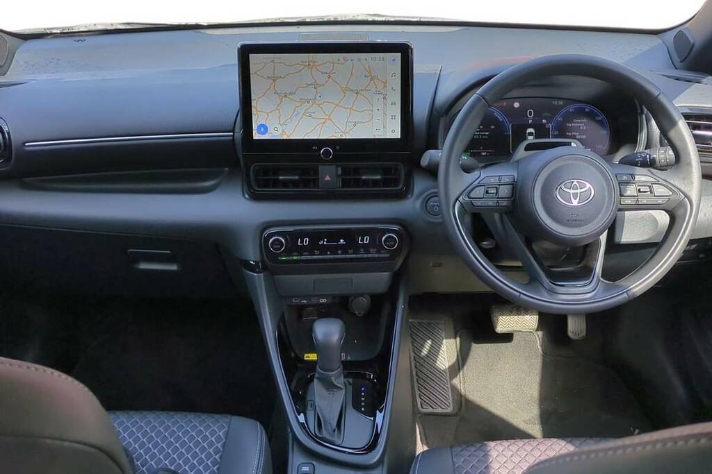 Toyota Yaris 1.5 Vvt-h Design E-cvt Euro 6 Ss Black #8