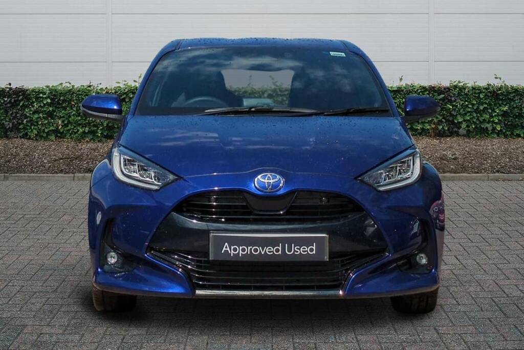Toyota Yaris 1.5 Hybrid 130 Excel Cvt Blue #3
