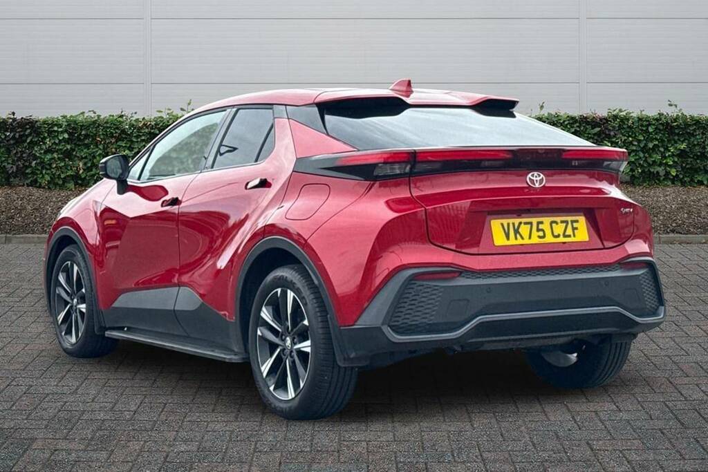 Toyota C-Hr 1.8 Hybrid Design Cvt Red #2