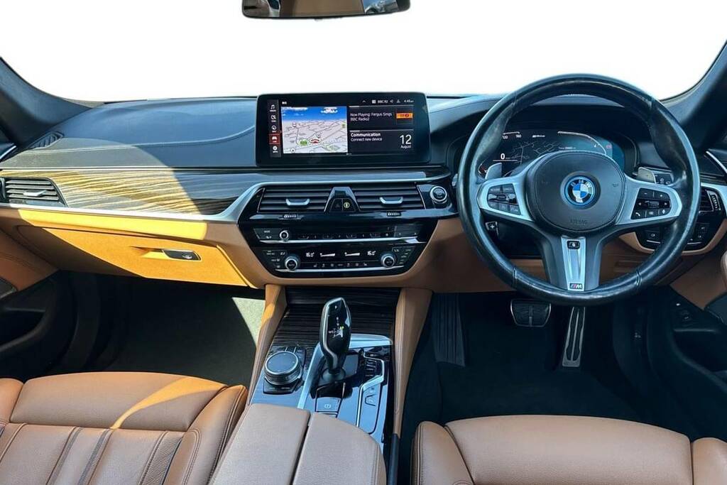 BMW 5 Series 530E Xdrive M Sport Grey #4
