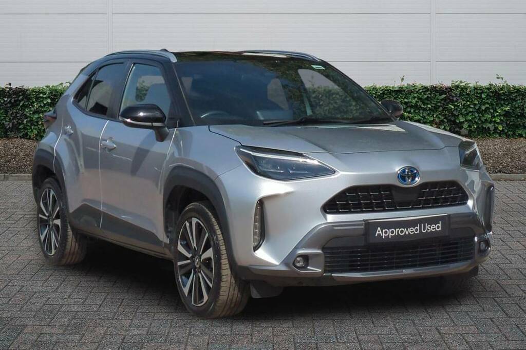 Toyota Yaris Cross 1.5 Hybrid Premiere Edition Cvt Silver