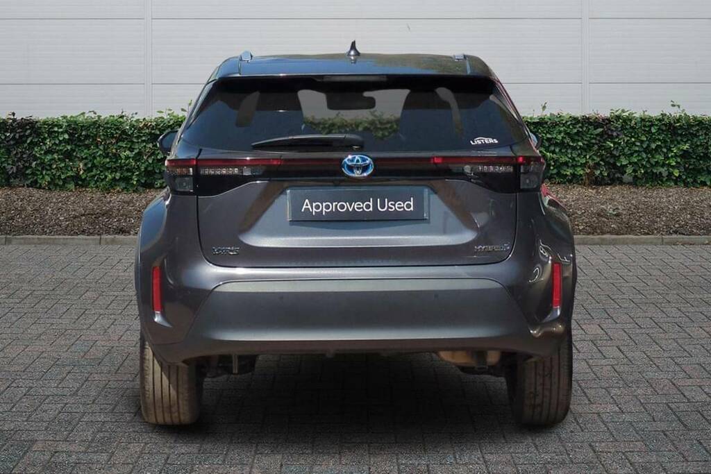 Toyota Yaris Cross 1.5 Hybrid Excel Awd Cvt Grey #4