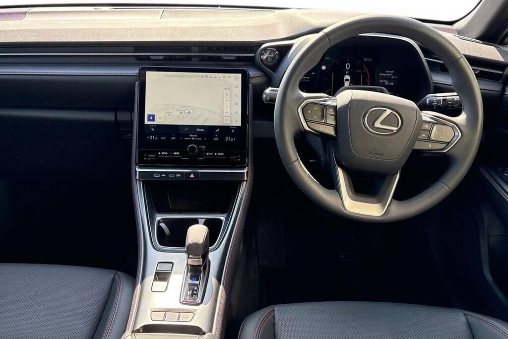 Lexus LBX 1.5 Premium Plus E-cvt Black #6