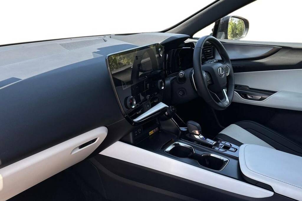 Lexus NX 450H 2.5 F-sport E-cvt Black #5