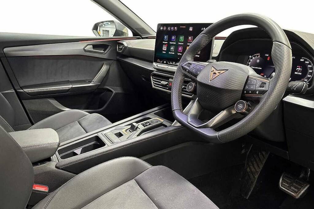 Cupra Leon 1.5 Etsi 150 V2 Dsg KS25YEF Black #6