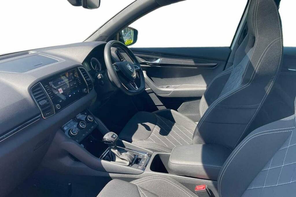 Skoda Karoq 1.5 Tsi Sport Line Dsg Silver #2