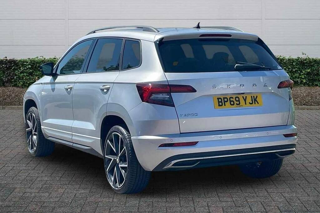 Skoda Karoq 1.5 Tsi Sport Line Dsg Silver #3