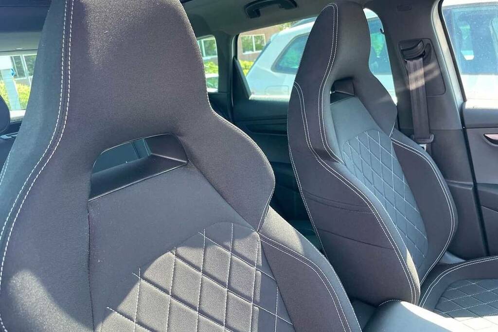 Skoda Karoq Skoda Karoq Estate 1.5 Tsi Se Dsg Grey #25