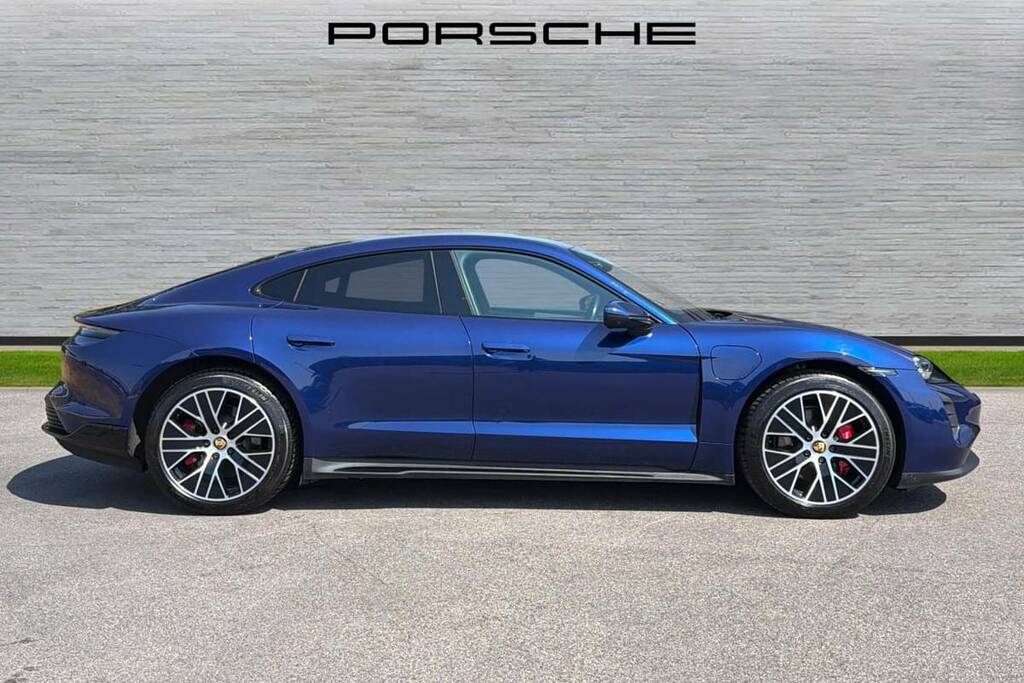 Porsche Taycan 420Kw 4S 93Kwh Blue #2
