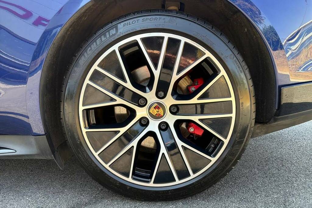 Porsche Taycan 560Kw Turbo S 93Kwh 22Kw 5 Seat  #12
