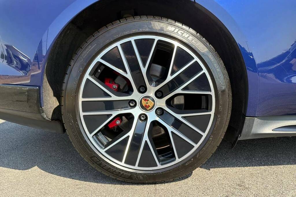 Porsche Taycan 560Kw Turbo S 93Kwh 22Kw 5 Seat  #13
