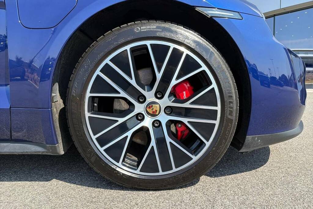 Porsche Taycan 560Kw Turbo S 93Kwh 22Kw 5 Seat  #14
