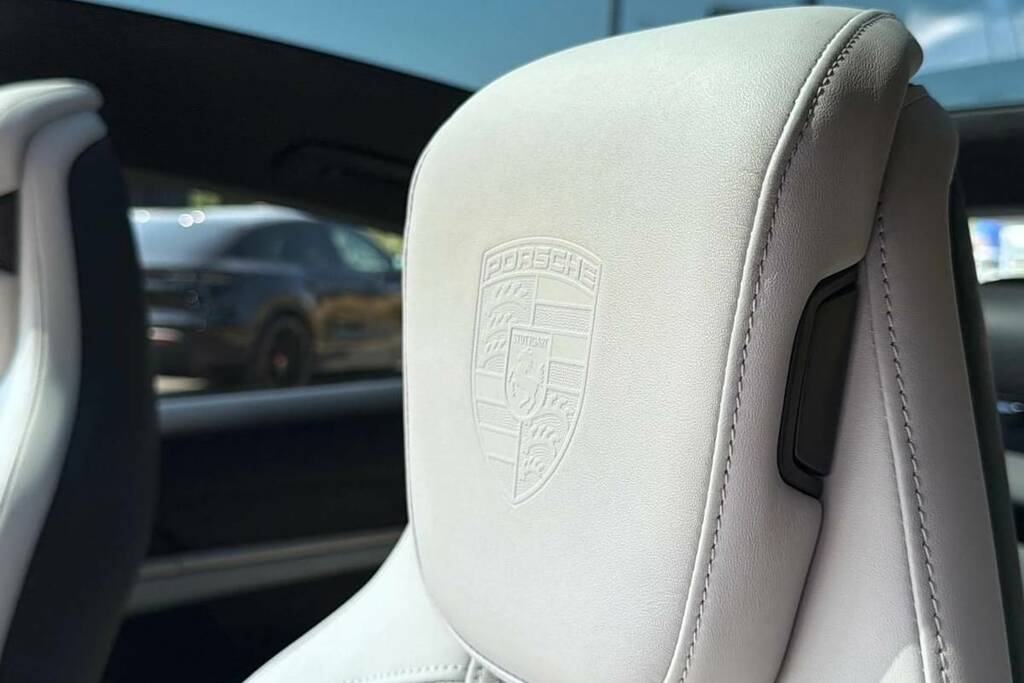 Porsche Taycan 560Kw Turbo S 93Kwh 22Kw 5 Seat  #24