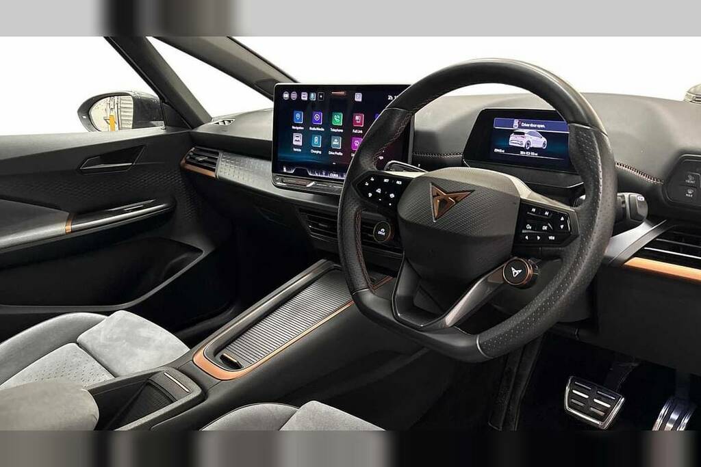 Cupra Born 169Kw E-boost V3 77Kwh DE74OGL White #6
