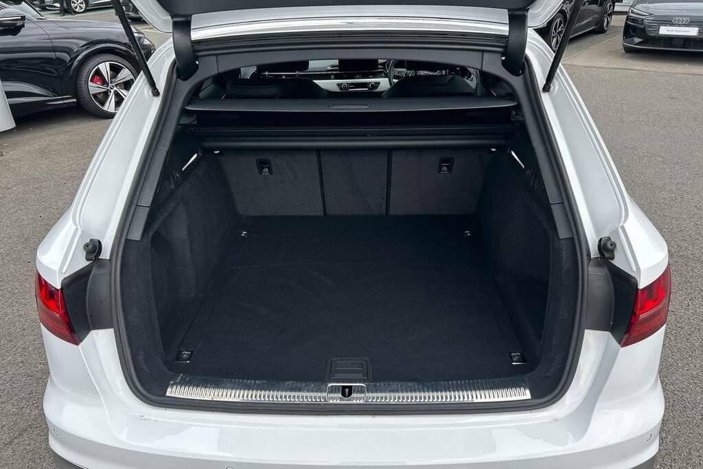 Audi A4 Avant 40 Tfsi 204 S Line S Tronic VE73ONR White #2