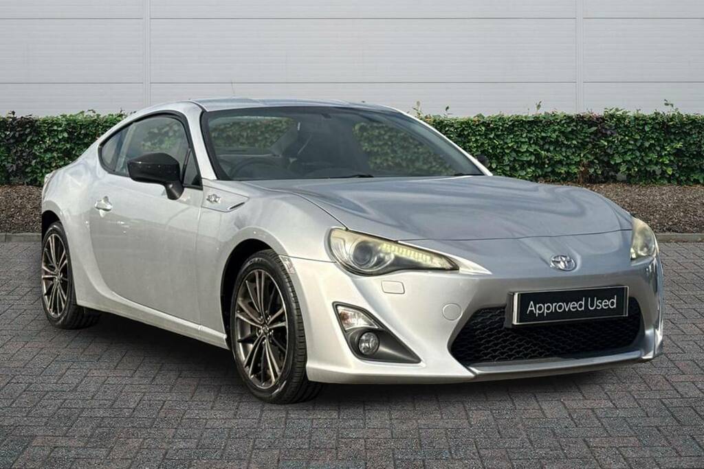Toyota GT86 2.0 D-4s Silver