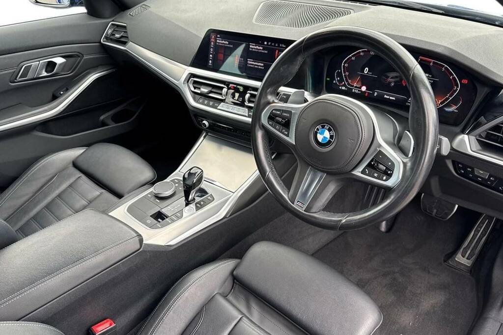 BMW 3 Series 320I M Sport Step GL70HTJ Blue #6