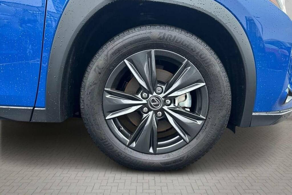 Lexus UX 300H 2.0 Premium Cvt FT75AVN  #6
