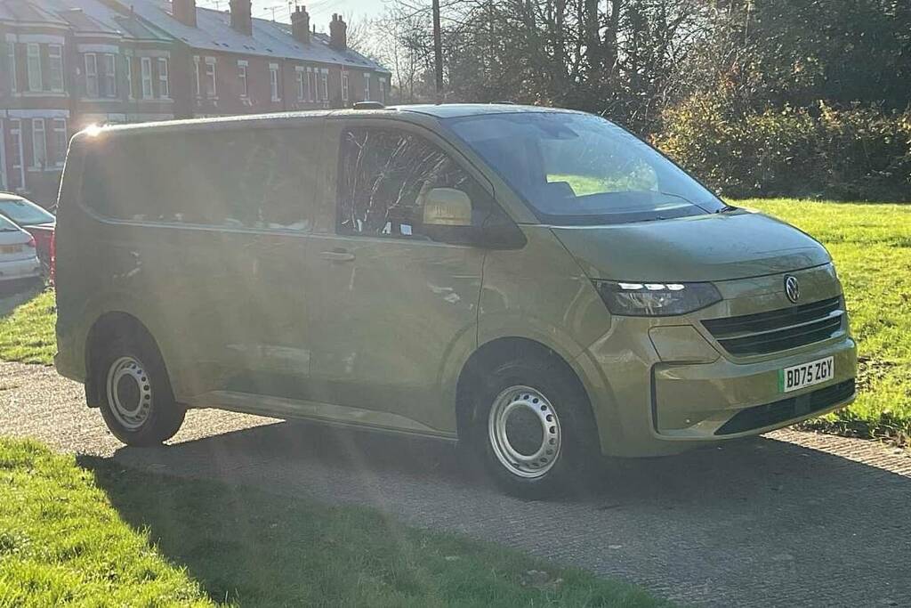 Volkswagen E-Transporter 100Kw 65Kwh Commerce Plus Van 5 Plus Green