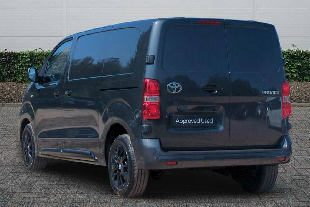 Toyota PROACE 2.2D 180 Sport Van #2
