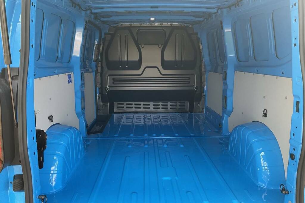 Volkswagen Transporter 2.0 Tdi 110 Commerce Plus Van 5 Plus Blue #2