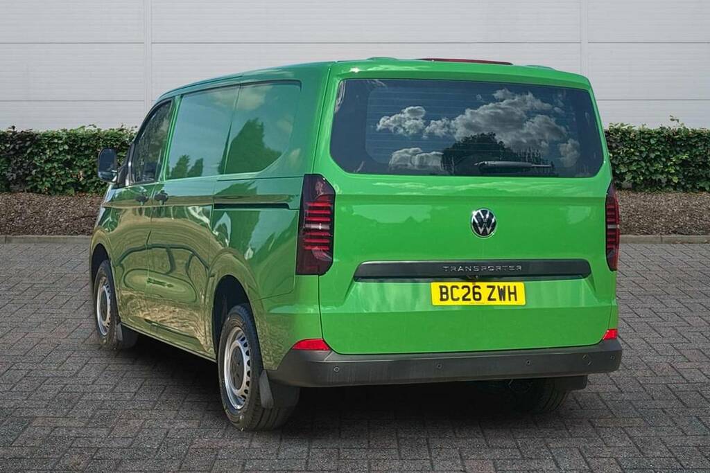 Volkswagen Transporter 2.0 Tdi 110 Commerce Plus Van 5 Plus Green #4