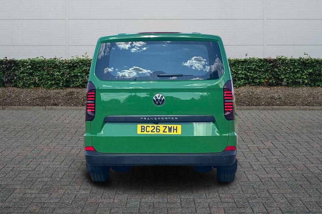 Volkswagen Transporter 2.0 Tdi 110 Commerce Plus Van 5 Plus Green #6