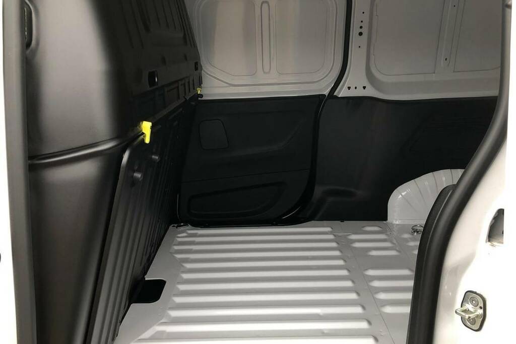 Toyota Proace City Icon White #16
