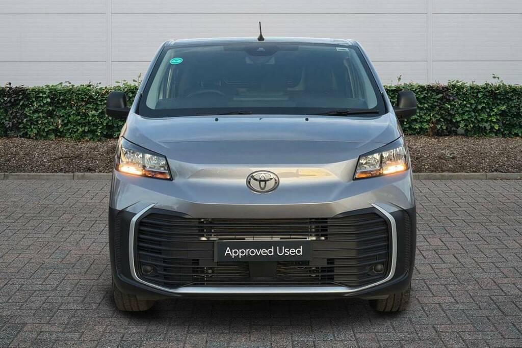 Toyota PROACE 100Kw Icon 75Kwh Van 11Kwch FY75OAD Grey #3