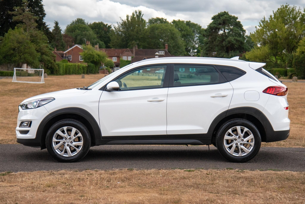 Hyundai Tucson 1.6 Gdi Se Nav 2Wd White #14