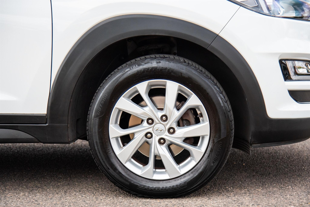 Hyundai Tucson 1.6 Gdi Se Nav 2Wd White #8