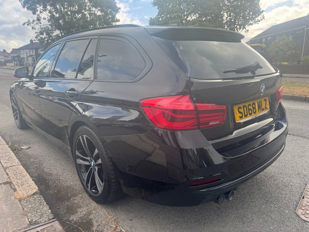 BMW 3 Series 2L Sport Black #3