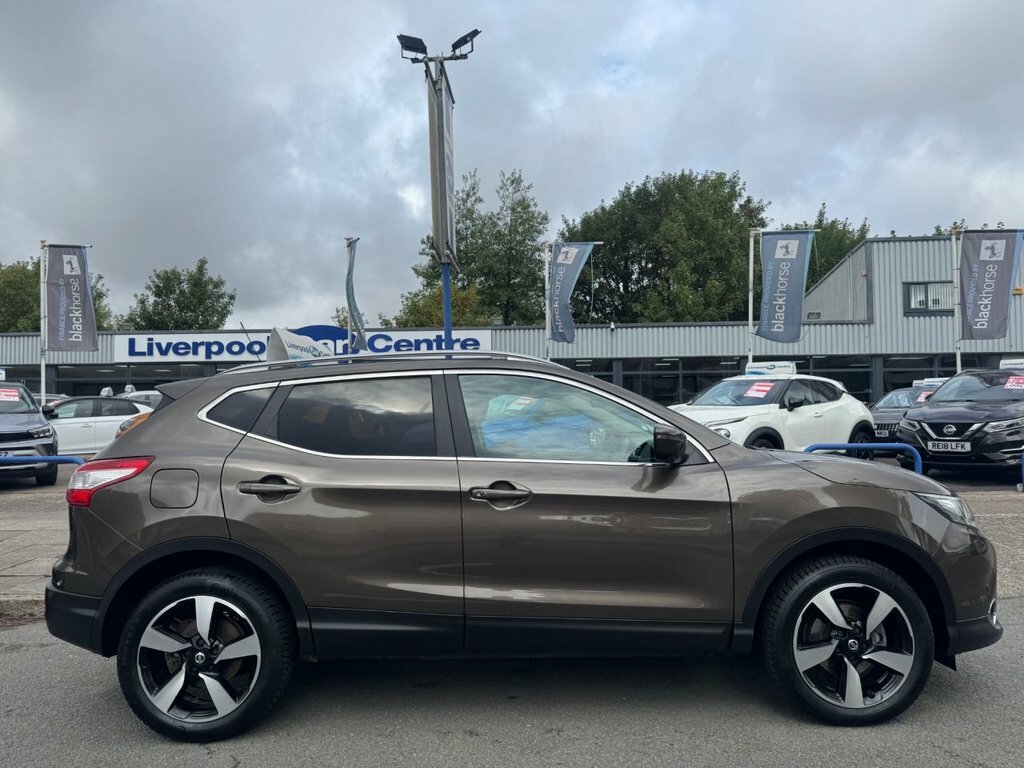 Nissan Qashqai 1.5L N-connecta Brown #3