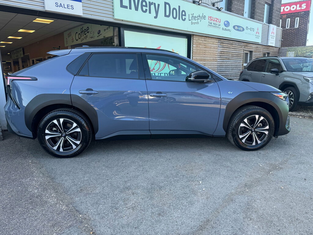 Subaru Solterra 71.4Kwh Limited Suv Awd 218 Ps Grey #6
