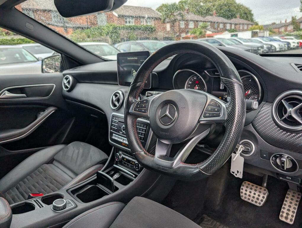 Mercedes-Benz A Class 2.1 A200d Amg Line Premium 7G-dct Euro 6 Ss 5 Black #2