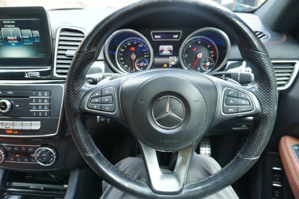 Mercedes-Benz GL Class 5.5 Gl63 Amg 550 Bhp White #16