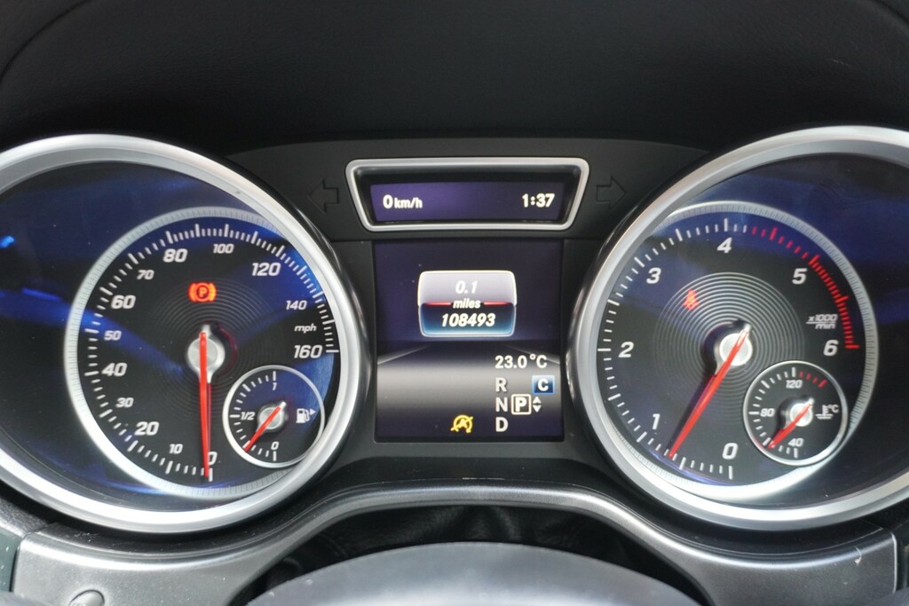 Mercedes-Benz GL Class 5.5 Gl63 Amg 550 Bhp White #17