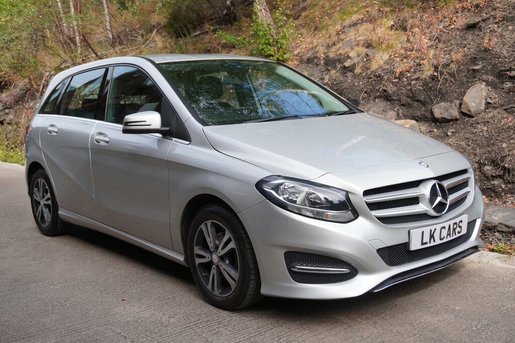 Mercedes-Benz B Class 1.5 B180d Se Silver