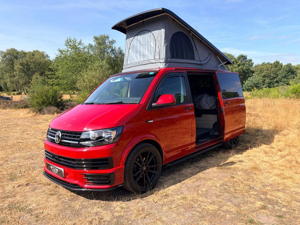 Volkswagen Transporter Panel Van 2.0 Tdi T30 Bluemotion Tech Startline Fw Red