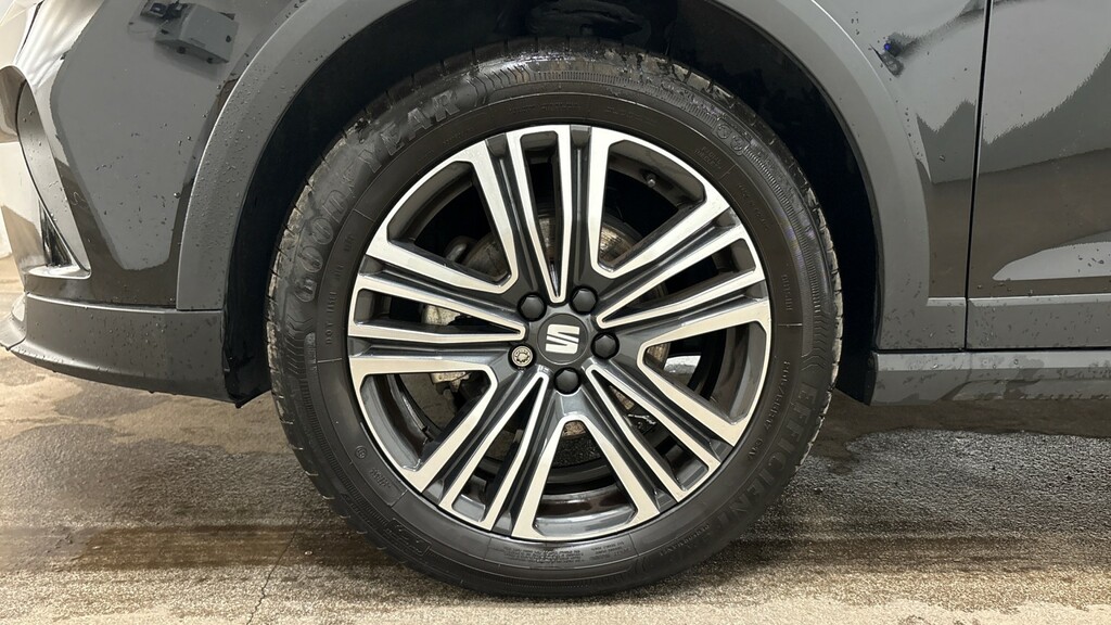 Seat Arona 1.0 Tsi 110 Se Technology Dsg Black #5
